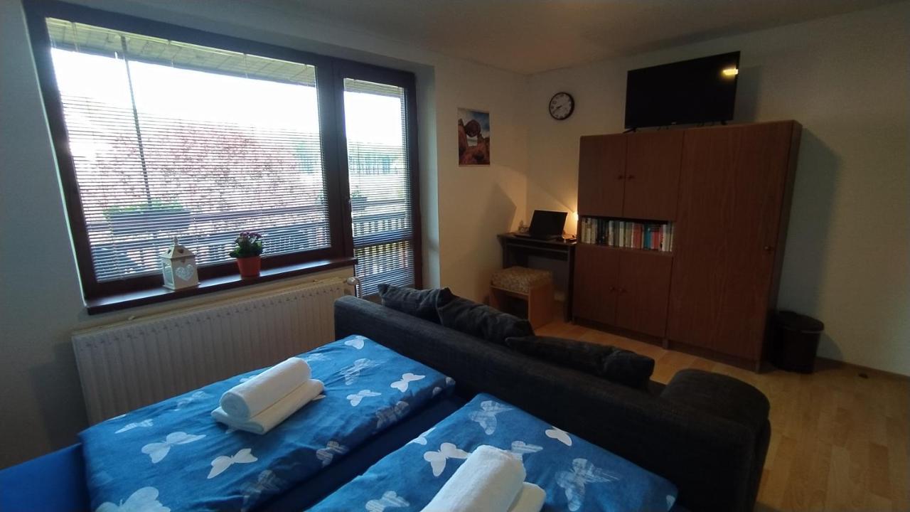 Apartman U Spycharu Bile Policany 外观 照片